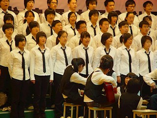 第十一届校园艺术节暨金秋歌会文艺汇演活动