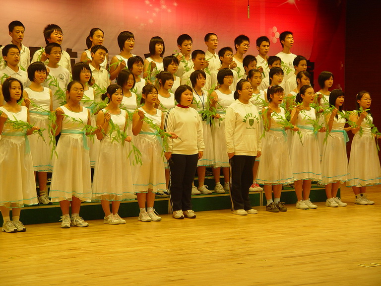 第十一届校园艺术节暨金秋歌会文艺汇演活动