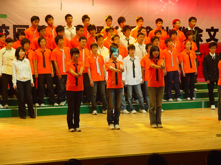 第十一届校园艺术节暨金秋歌会文艺汇演活动