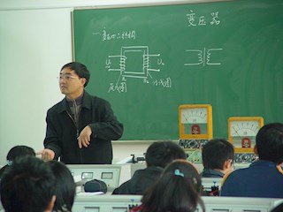 2007-11-30对外公开课掠影