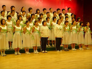 第十一届校园艺术节暨金秋歌会文艺汇演活动