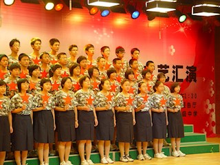 第十一届校园艺术节暨金秋歌会文艺汇演活动