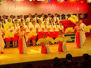 第十一届校园艺术节暨金秋歌会文艺汇演活动